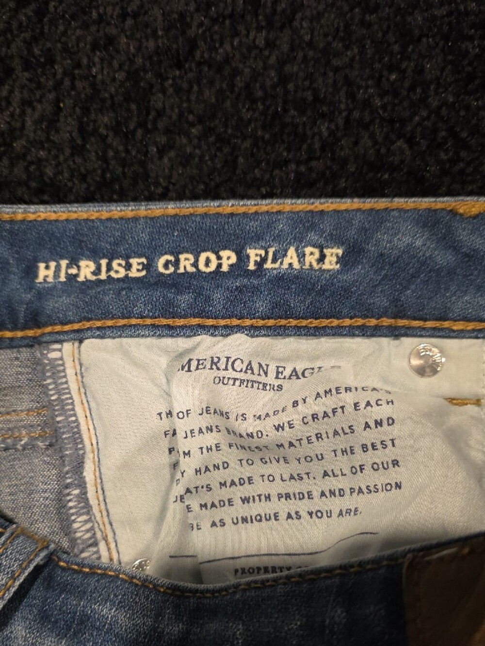 American Eagle Outfitters Light Blue High-Rise Crop Flare Button-Fly Jeans - Picture 3 of 4